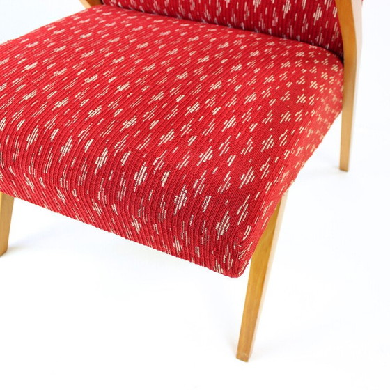 Image 1 of Sillón de mediados de siglo en tela roja y madera clara de Mier, Checoslovaquia, década de 1960
