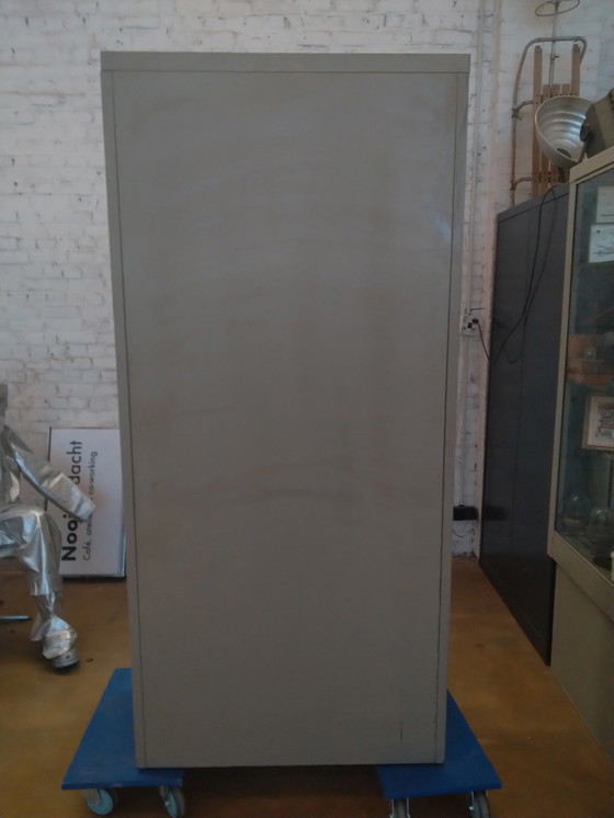 Image 1 of Metal Display Case MEWAF