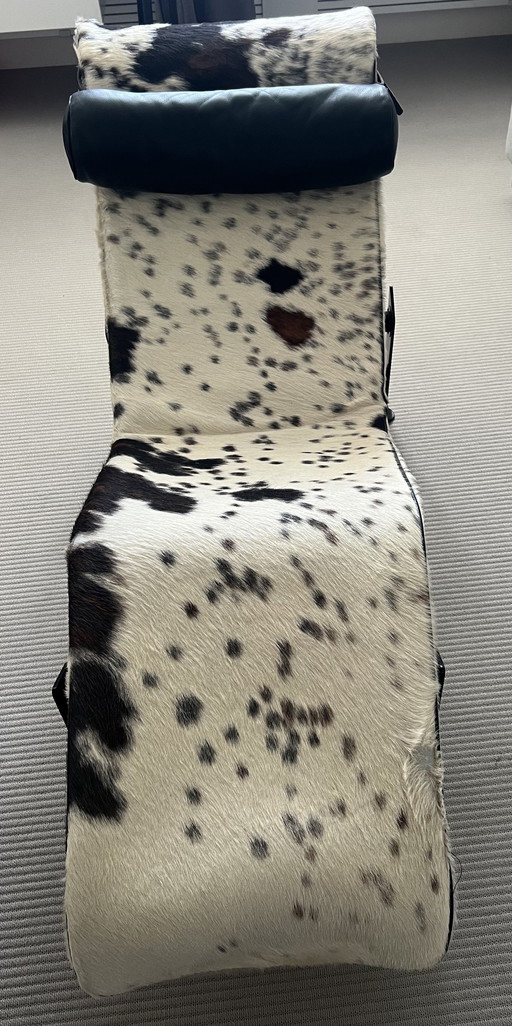 Le Corbusier Lc4 Chaise Longue Cowhide