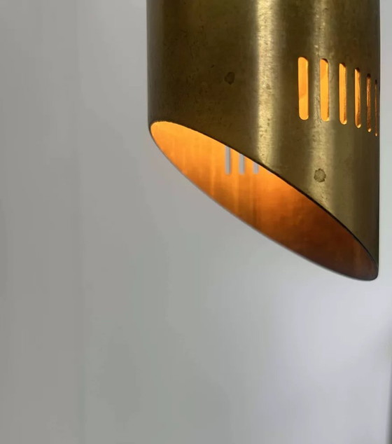 Image 1 of Lampada da parete vintage regolabile, ottone massiccio traforato, Francia 1960