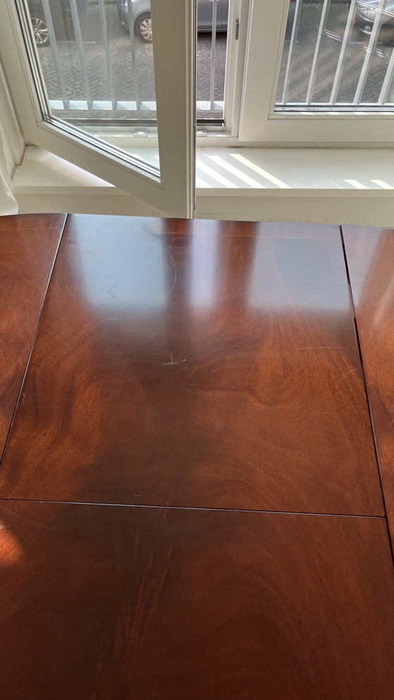 Image 1 of Vintage mahogany extendable dining table