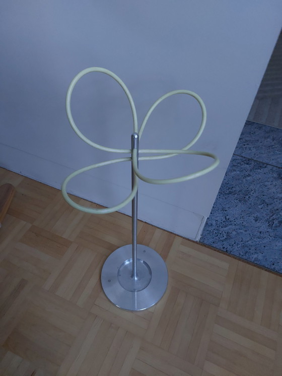 Image 1 of Roomsafari Lucky Clover cloverleaf aluminum umbrella stand