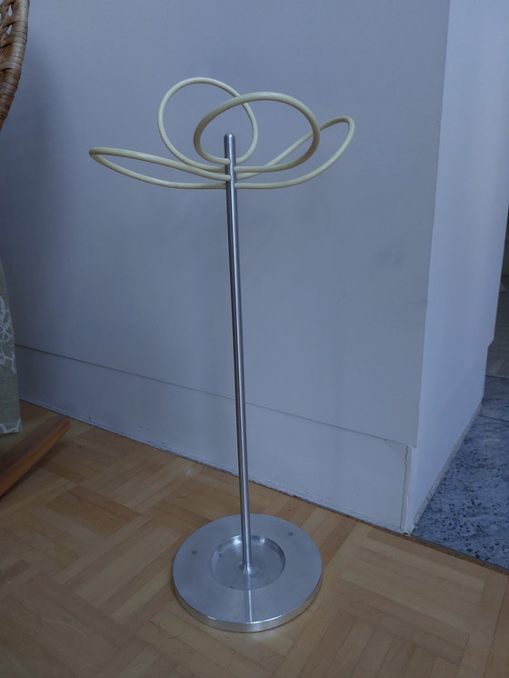 Image 1 of Roomsafari Lucky Clover cloverleaf aluminum umbrella stand