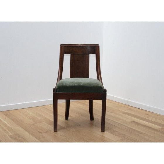 Image 1 of Vintage chair in wood and green velvet