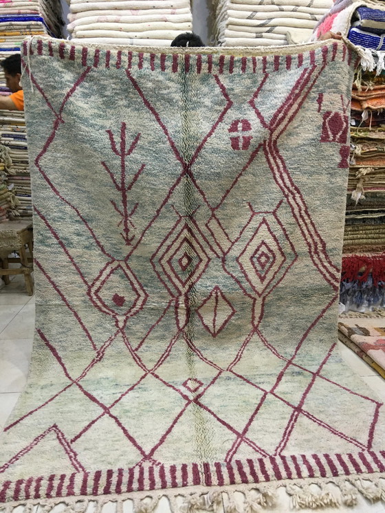 Image 1 of Beni Ouarain Moroccan Berber Rug 2m45 x 1m63