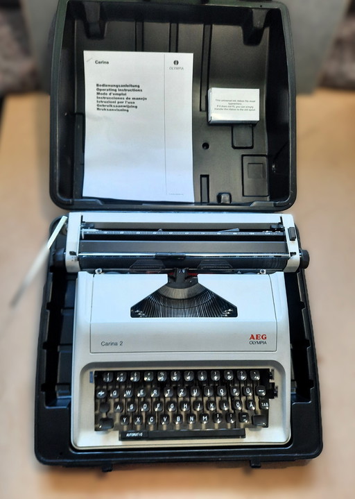Excellent Working Vintage Typewriter Aeg Olympia Carina 2