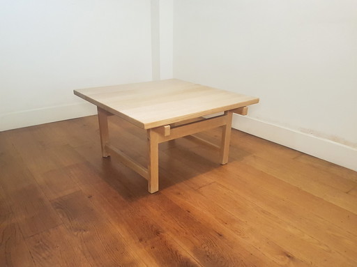 Mesa de centro danesa de Hans J. Wegner para PP Møbler