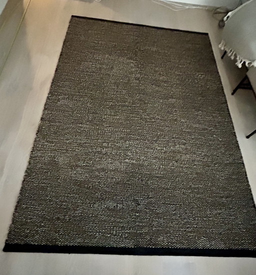 Wool Rug 200/300