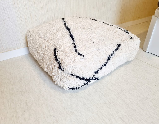 Berber cushion