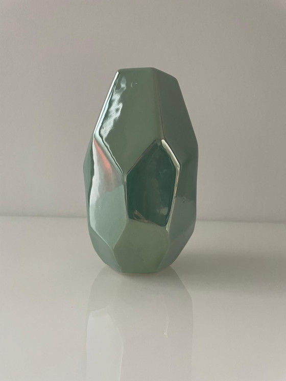 Image 1 of Jarrón geométrico turquesa con esmalte de nácar
