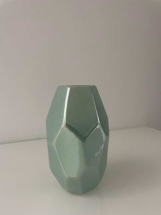 Image 1 of Jarrón geométrico turquesa con esmalte de nácar