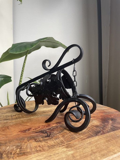 Cast Iron Hand Forged Uko Wine Holder