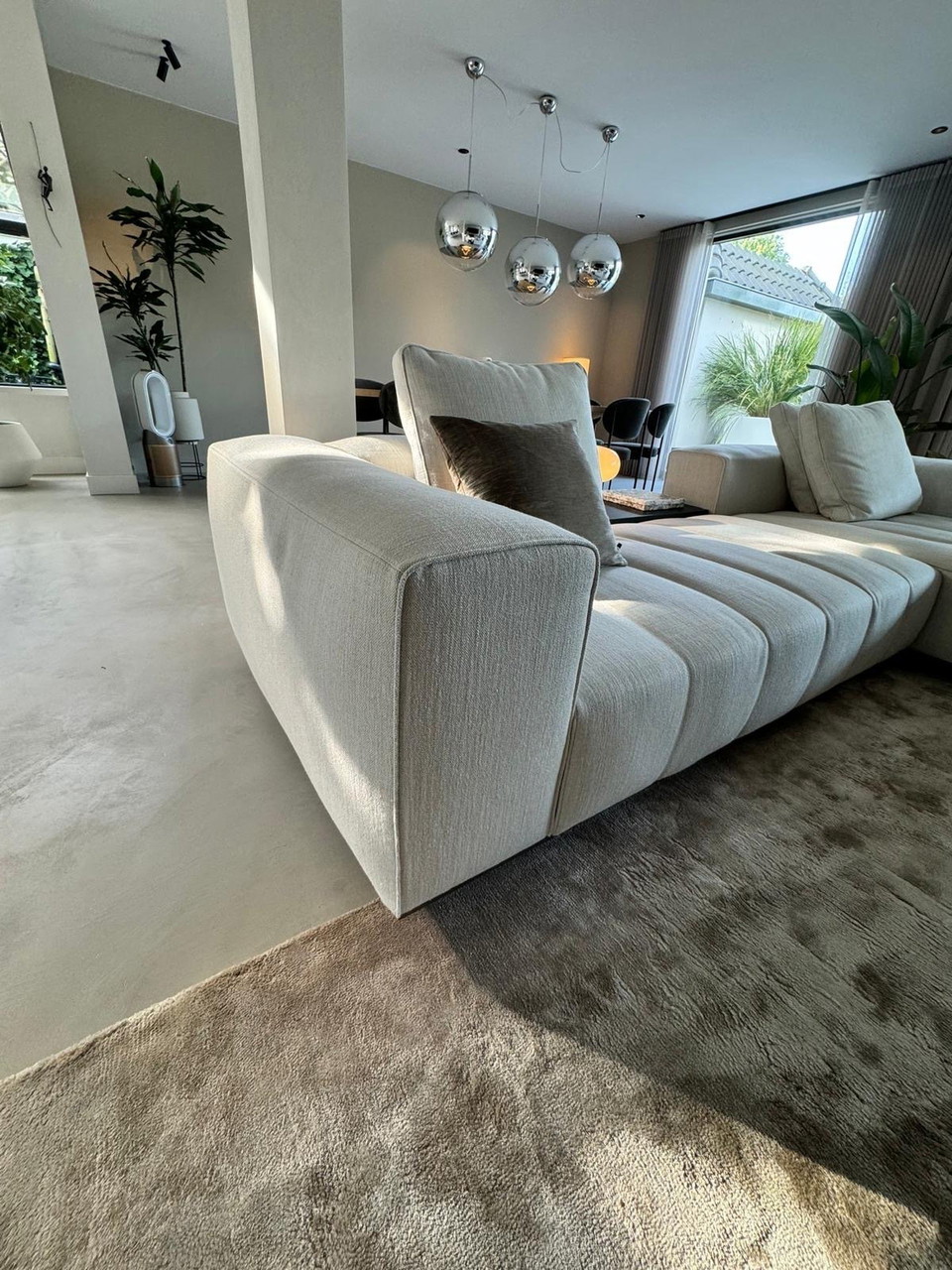 Minotti Goodman sofa | €10,000 | Whoppah