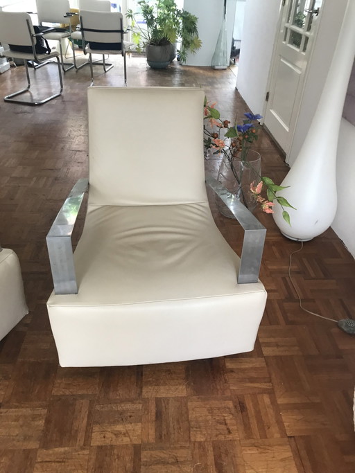 2x Ligne Roset by Alban-Sebastián Gilles fauteuil – Leather (photo 2 of 5)