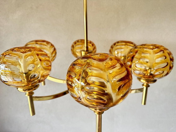 Image 1 of Lustre Vintage Doria