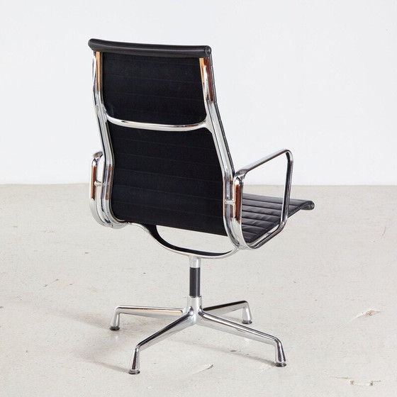 Image 1 of Vintage EA112 office swivel armchair by Charles & Ray Eames