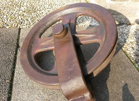 Image 1 of Antique Lifting Wheel 50 Cm Long For Canal House Removal