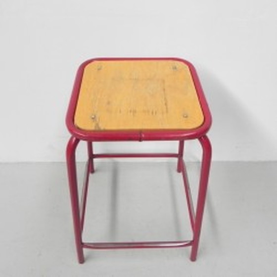 Image 1 of Tabouret d'école industriel