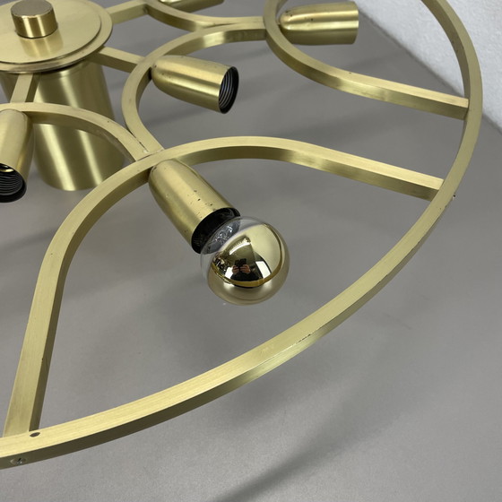 Image 1 of Grande plafoniera da soffitto a filo in ottone da 64 cm con 12 lampadine in stile Stilnovo, Italia anni '60