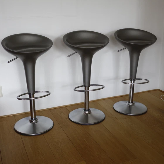 Image 1 of 3X Magis Bombo Barstool Gray