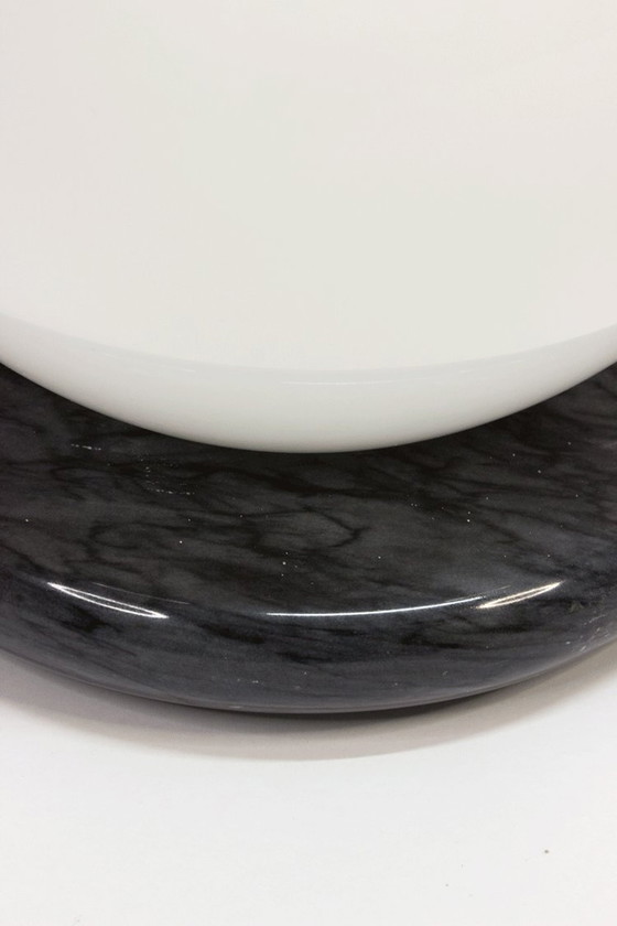 Image 1 of Lampada vintage a globo in marmo 