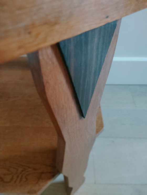 Image 1 of Mesa de centro de roble estilo escuela de Ámsterdam, mesa antigua, mesa auxiliar Art Déco, mesa de centro