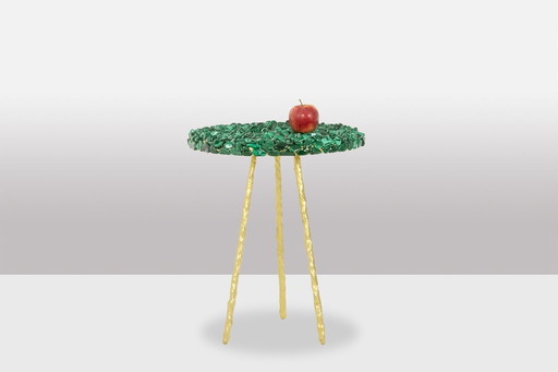 Malachite and gilt metal pedestal table. Contemporary work.