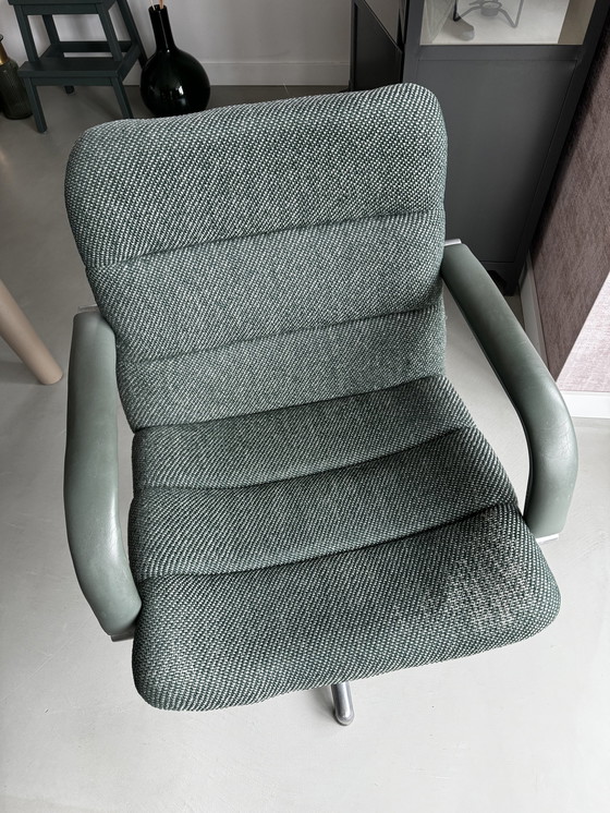 Image 1 of 2x Artifort office chairs