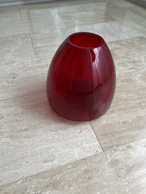 Image 1 of Vase en verre Red Wobble de Ton Haas