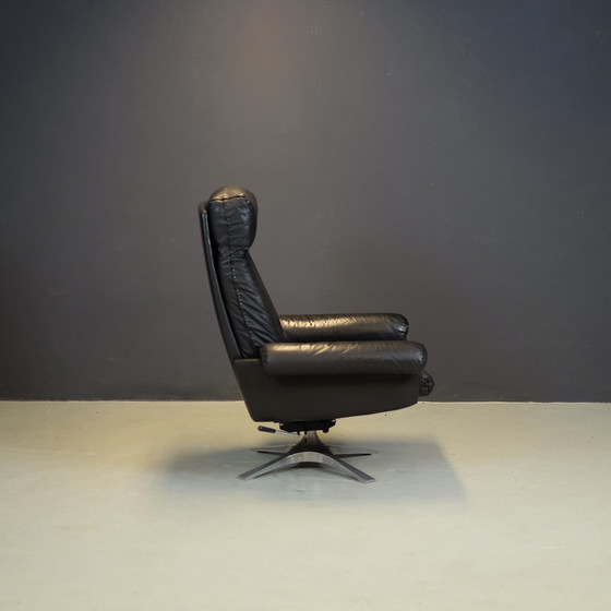 Image 1 of De Sede leather swivel and tilt armchair, model DS 31.