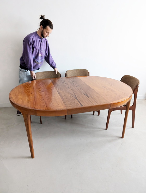 Image 1 of Extendable Dining Table By Ib Kofod-Larsen For Faarup Møbelfabrik 1960'S 