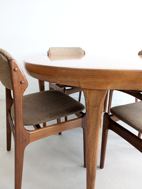 Image 1 of Extendable Dining Table By Ib Kofod-Larsen For Faarup Møbelfabrik 1960'S 