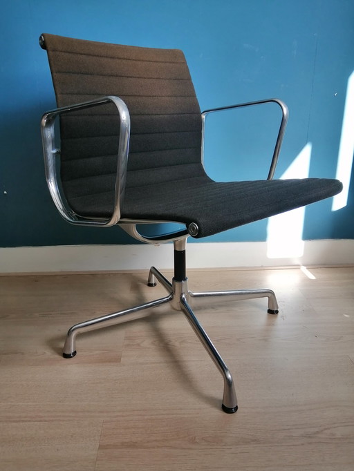 Vitra EA108 conference chair