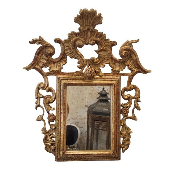 Image 1 of Vintage mirror in carved and gilded wooden frame