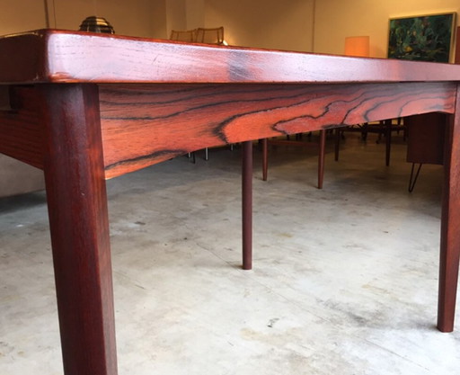 Henning Kjaernulf dining table