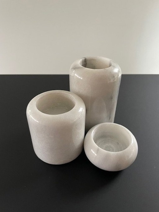 3X Cylindrical Candle Holders In White Marble