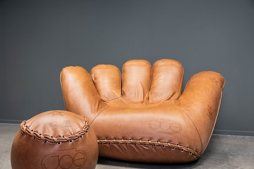 "Joe" Baseball glove chair+ ottoman