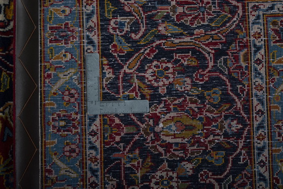 Image 1 of Hand-knotted Persian carpet - Keshan Red - 381 X 270 Cm