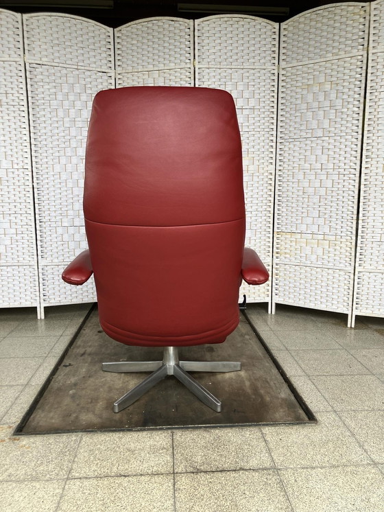 Image 1 of Cherry red Jori Yoga Medi Mono-Move, Incl. Adjustable Headrest