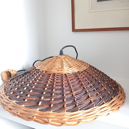 Rattan suspension