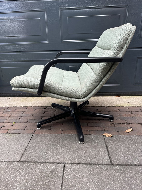 Image 1 of Artifort relax armchair