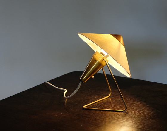 Image 1 of Arrowhead lamp by Helena Frantova