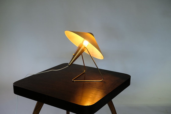 Image 1 of Arrowhead lamp by Helena Frantova