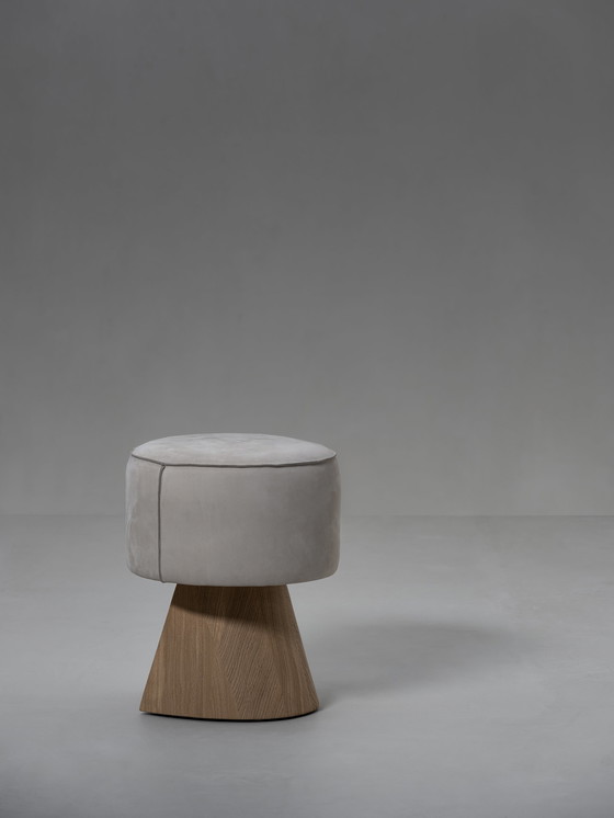 Image 1 of tabouret van rossum