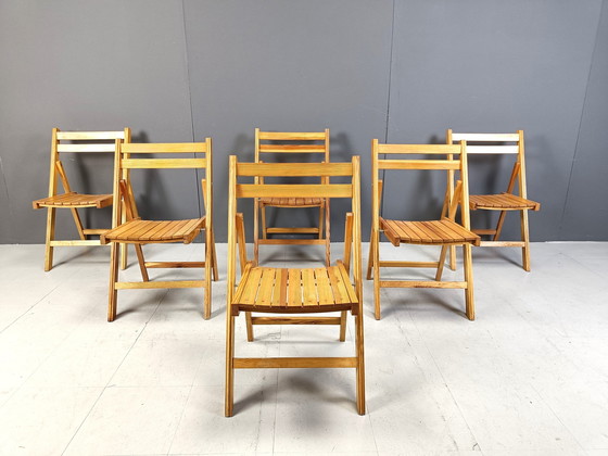 Set Of 6 Vintage Folding Chairs, 1950S | €695 | Whoppah