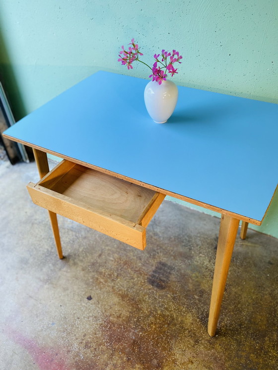 Image 1 of Vintage kitchen table