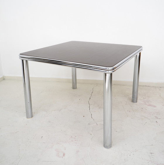 Image 1 of Square dining table Italian design 