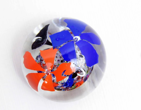 Image 1 of Nice glass sulphide paperweight