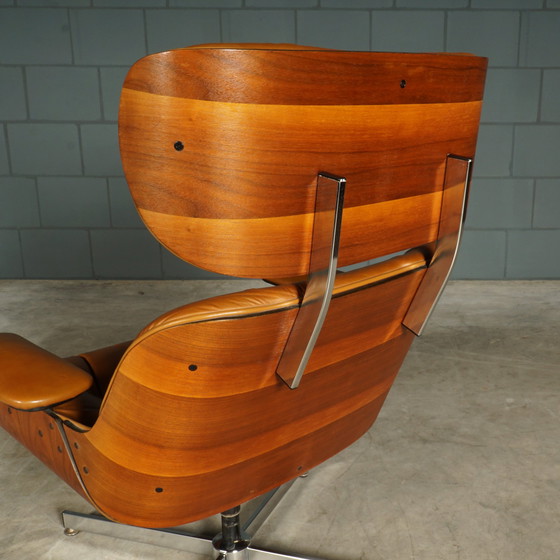 Image 1 of Mid - Century swivel armchair