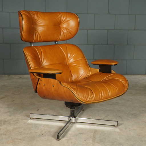 Mid - Century swivel armchair